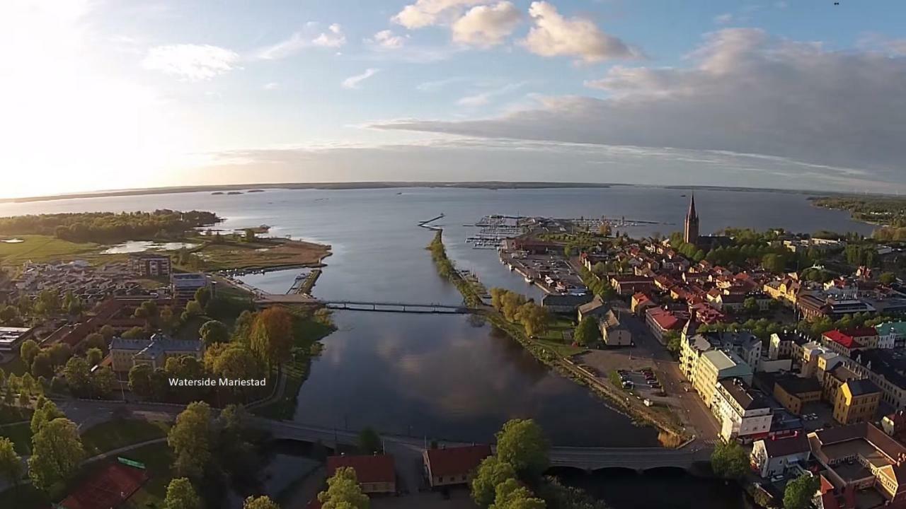 Waterside Mariestad Esterno foto